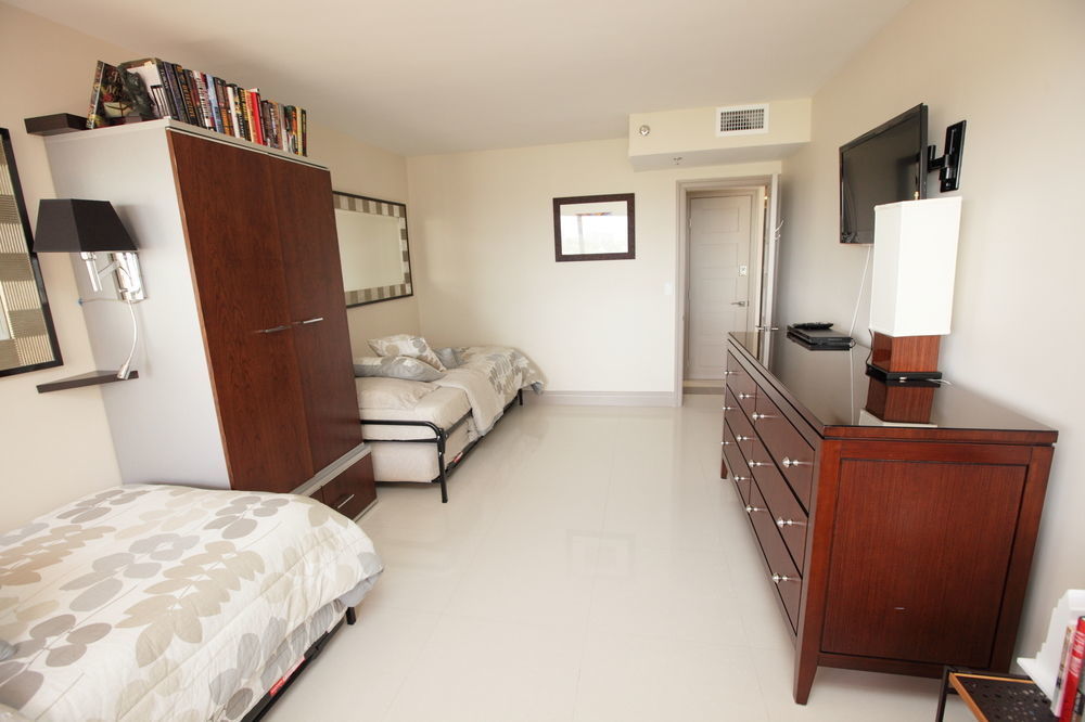 Luxury Beach Resort - Hora Rentals ميامي بيتش المظهر الخارجي الصورة